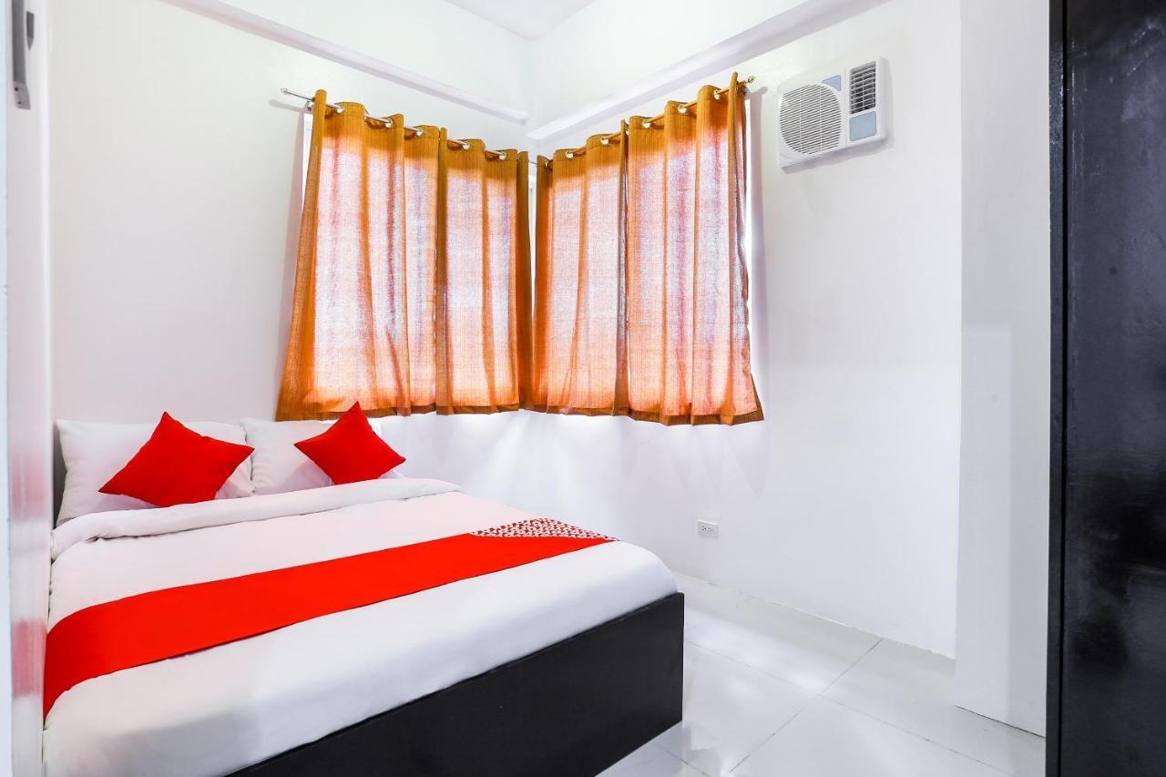 Oyo 505 Jardin Suites Маніла Екстер'єр фото