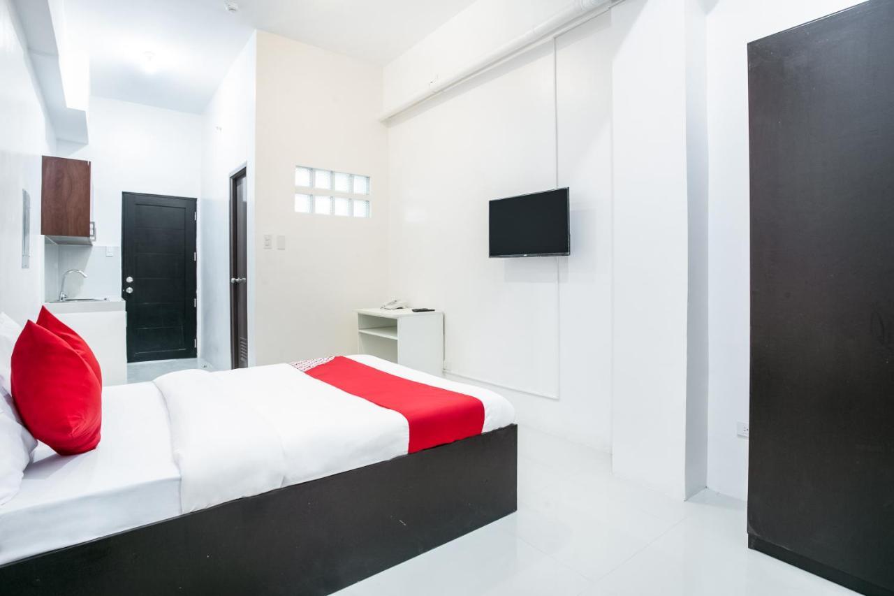 Oyo 505 Jardin Suites Маніла Екстер'єр фото